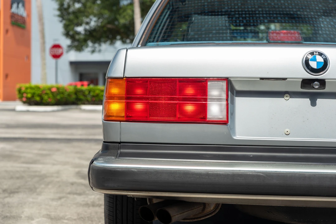 1987 BMW E30 3 Series - Image 24 of 31