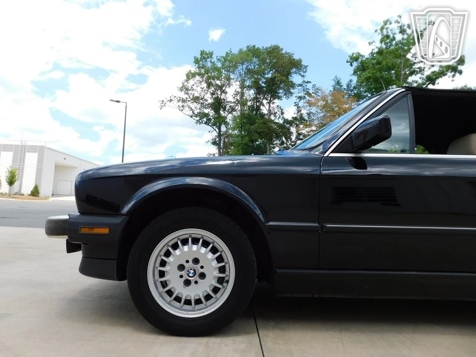 1987 BMW E30 3 Series - Image 11 of 12
