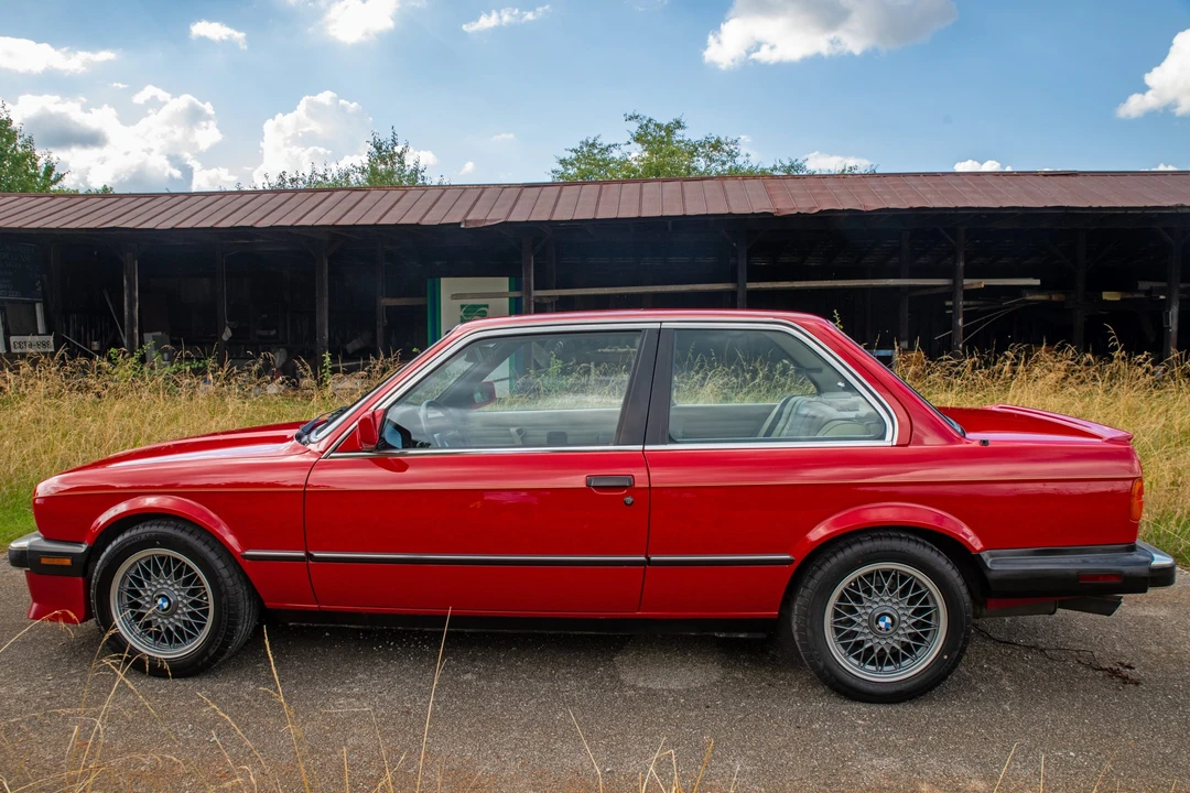 1987 BMW E30 3 Series - Image 13 of 31