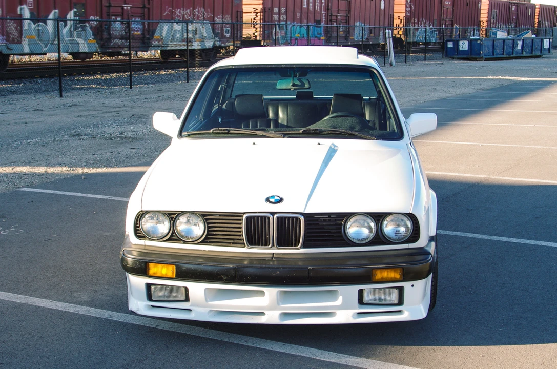 1987 BMW E30 3 Series - Image 3 of 31