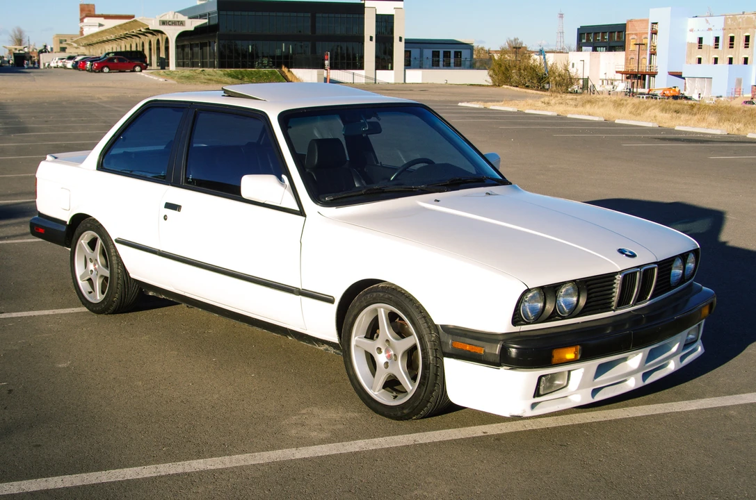 1987 BMW E30 3 Series - Image 26 of 31