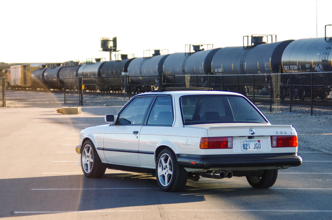 1987 BMW E30 3 Series - Image 17 of 31