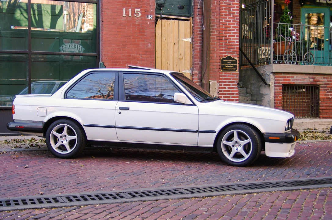 1987 BMW E30 3 Series - Image 23 of 31