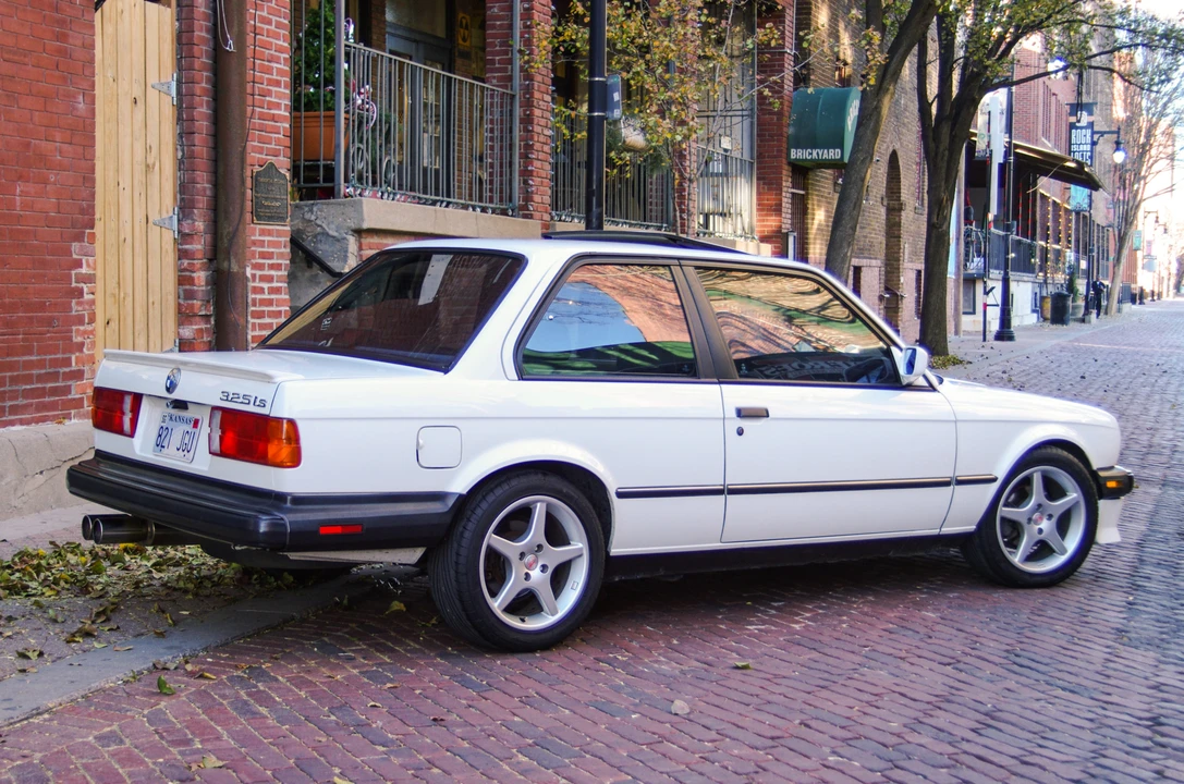 1987 BMW E30 3 Series - Image 22 of 31