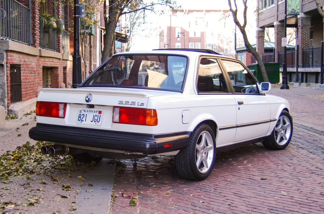 1987 BMW E30 3 Series - Image 21 of 31