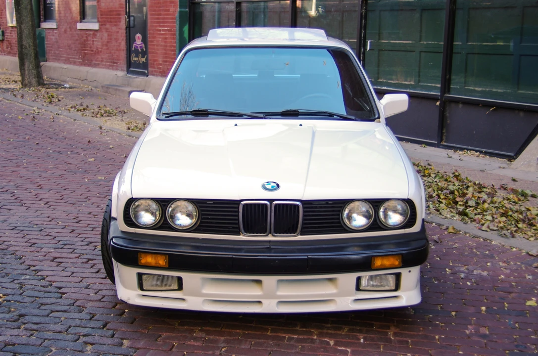 1987 BMW E30 3 Series - Image 2 of 31
