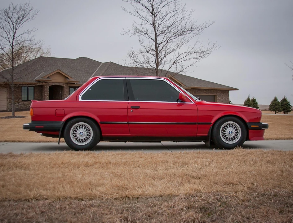 1987 BMW E30 3 Series - Image 8 of 31