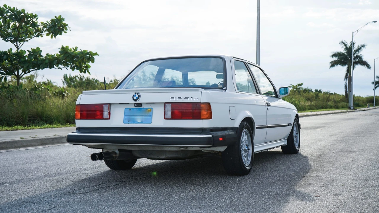 1987 BMW E30 3 Series - Image 11 of 31