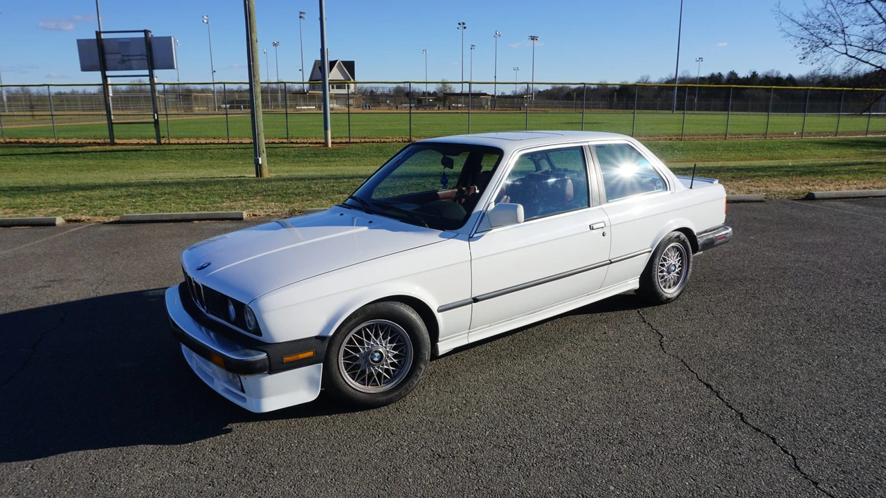 1987 BMW E30 3 Series - Image 2 of 31