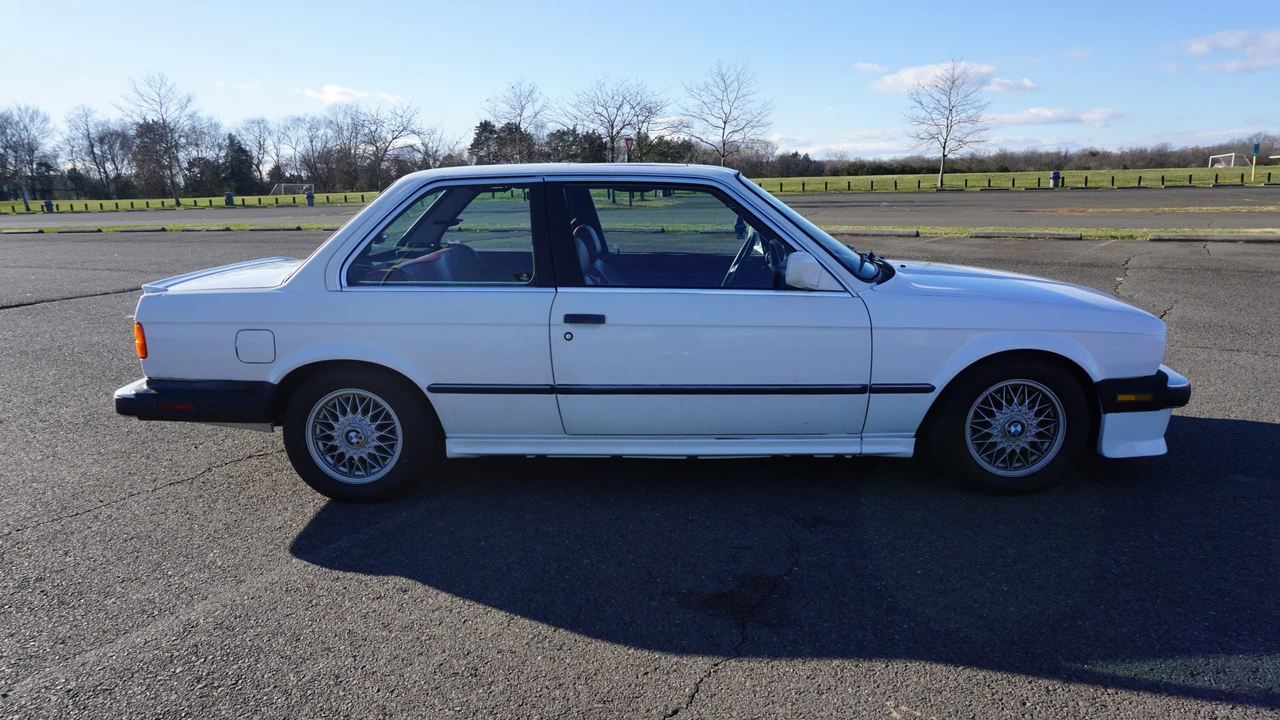 1987 BMW E30 3 Series - Image 8 of 31