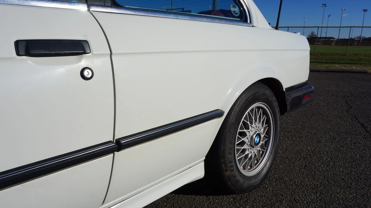1987 BMW E30 3 Series - Image 13 of 31