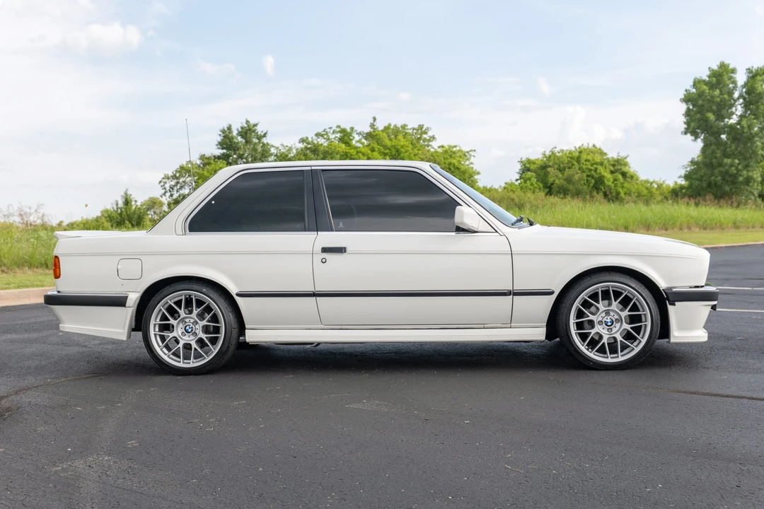 1987 BMW E30 3 Series - Image 7 of 31