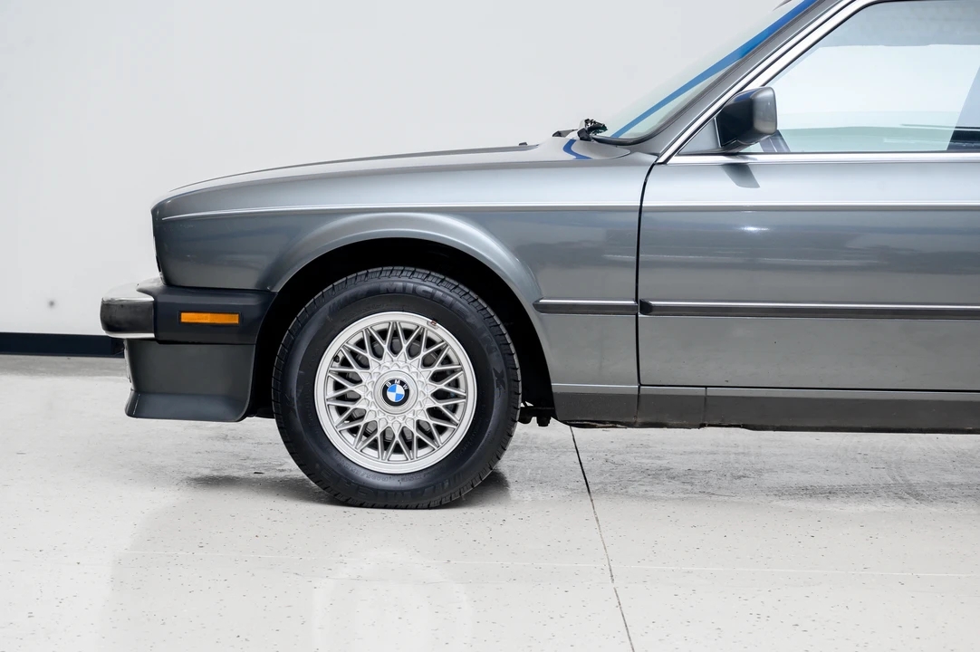1987 BMW E30 3 Series - Image 23 of 31