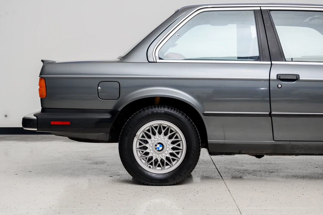 1987 BMW E30 3 Series - Image 26 of 31