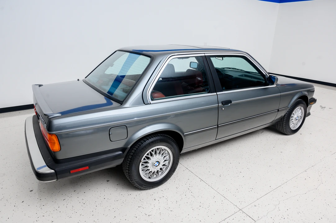 1987 BMW E30 3 Series - Image 13 of 31