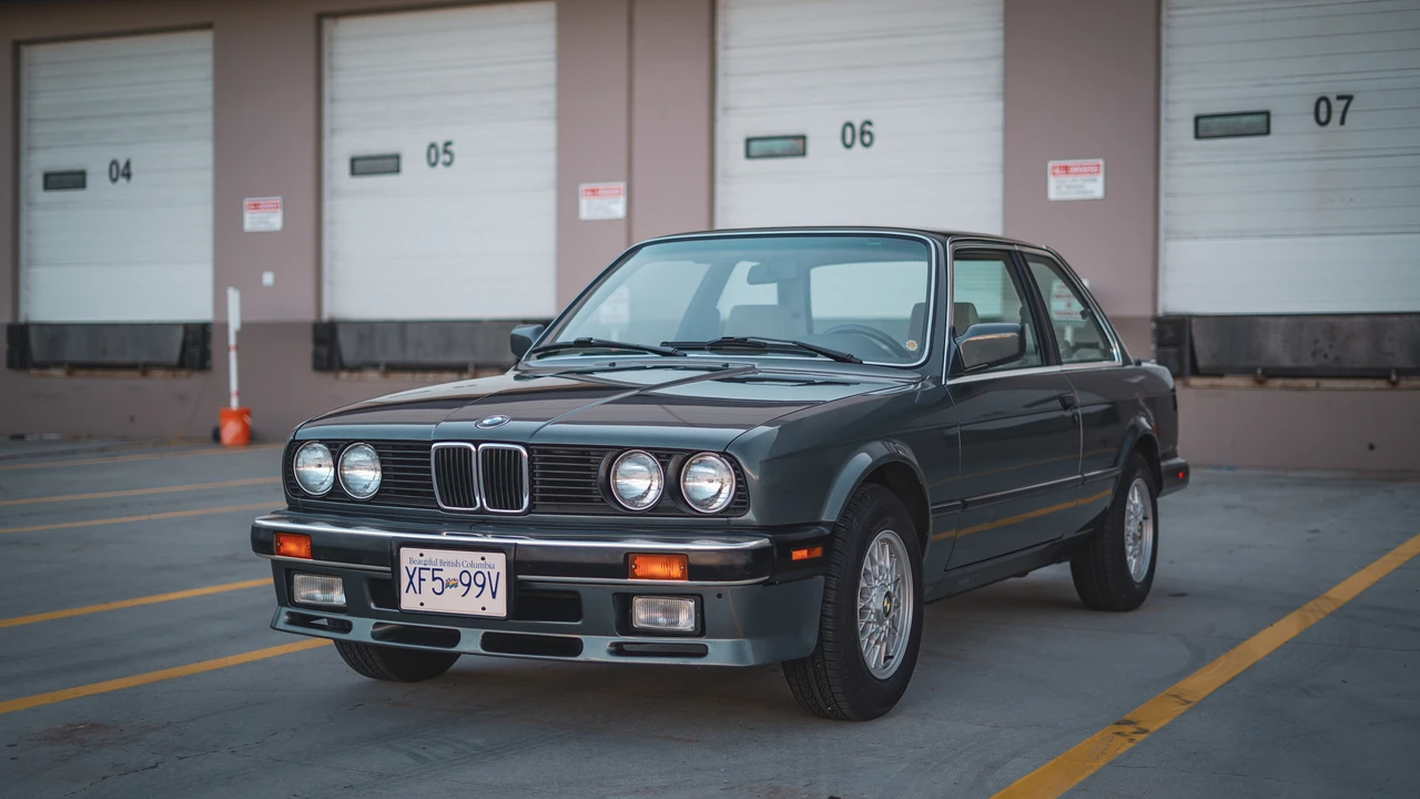 1987 BMW E30 3 Series - Image 2 of 31