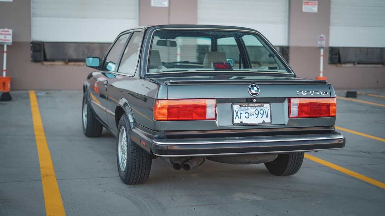 1987 BMW E30 3 Series - Image 8 of 31