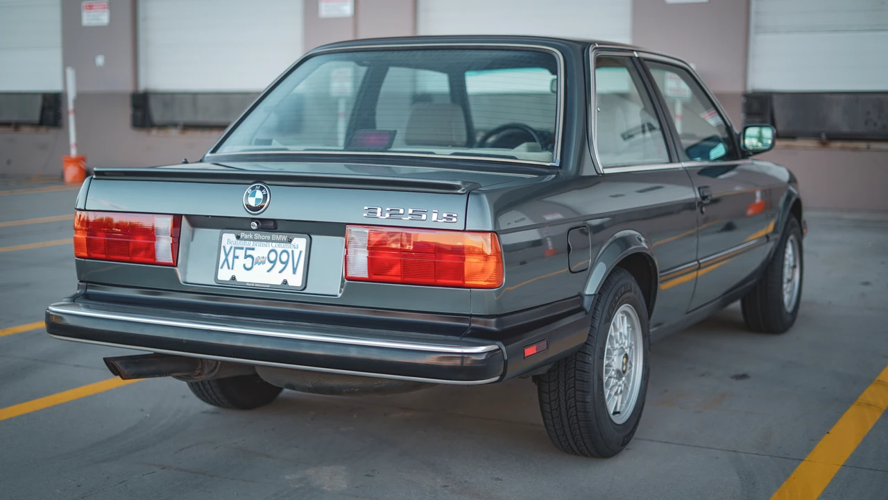 1987 BMW E30 3 Series - Image 13 of 31