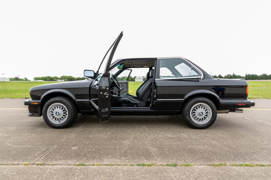 1987 BMW E30 3 Series - Image 12 of 31