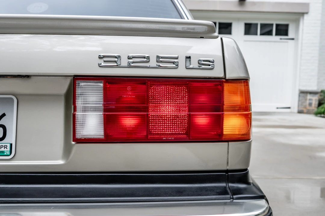 1987 BMW E30 3 Series - Image 24 of 31