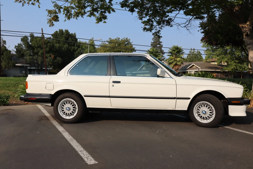 1987 BMW E30 3 Series - Image 9 of 31