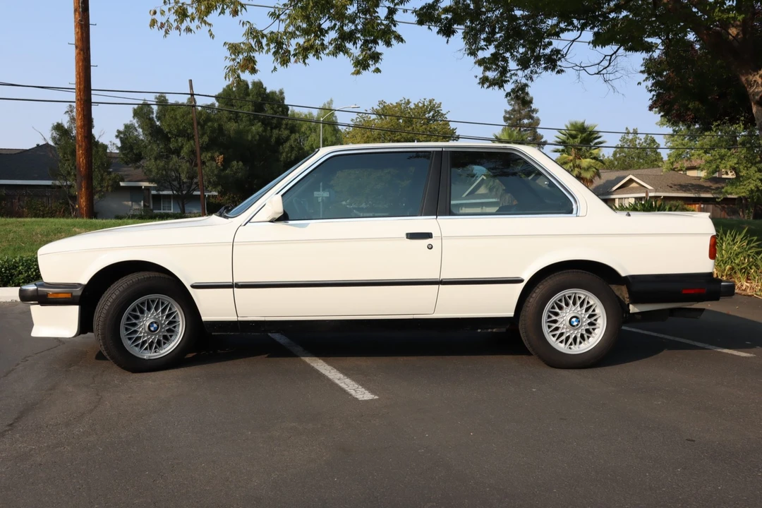 1987 BMW E30 3 Series - Image 2 of 31