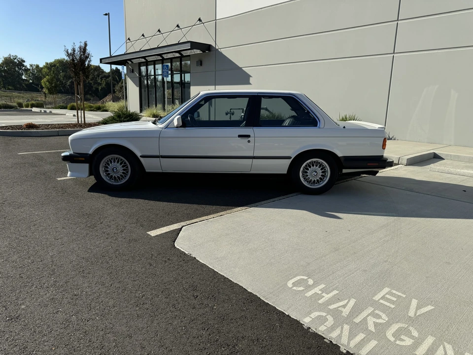 1987 BMW E30 3 Series - Image 6 of 31