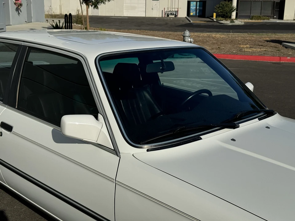 1987 BMW E30 3 Series - Image 21 of 31
