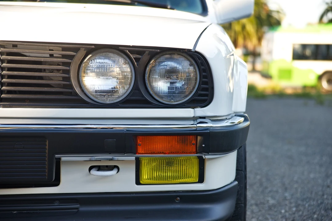 1987 BMW E30 3 Series - Image 26 of 31