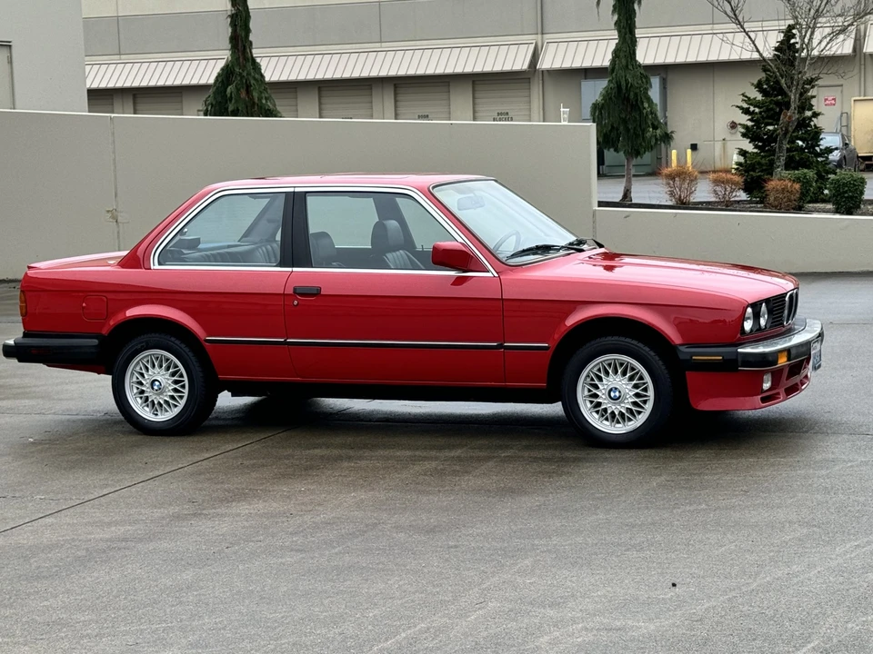 1987 BMW E30 3 Series - Image 2 of 31