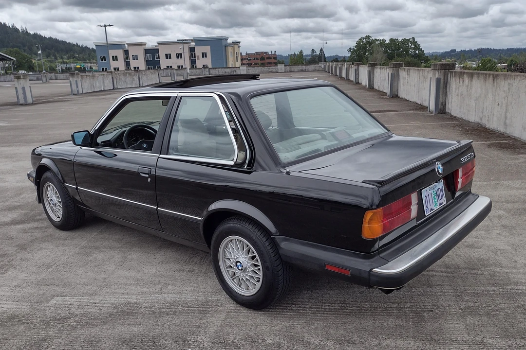 1987 BMW E30 3 Series - Image 4 of 31