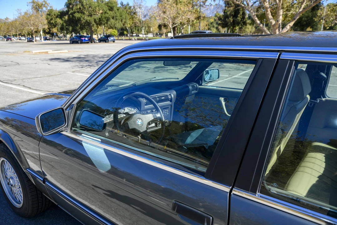 1987 BMW E30 3 Series - Image 27 of 31