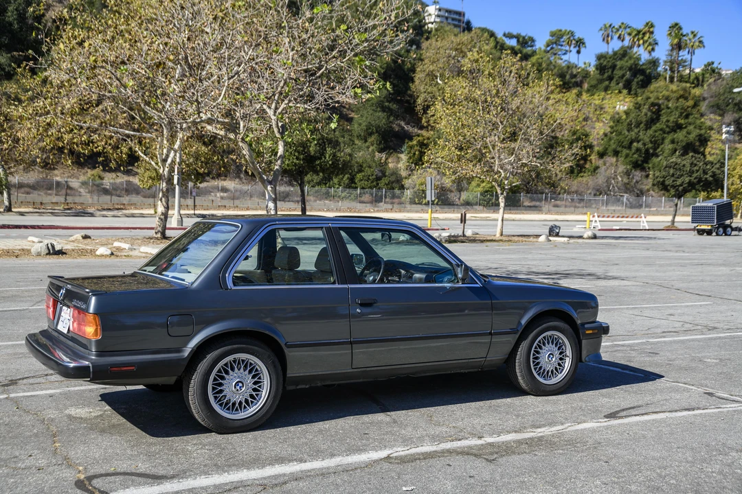1987 BMW E30 3 Series - Image 16 of 31