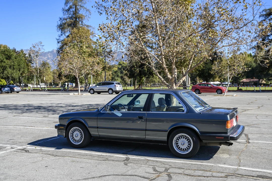 1987 BMW E30 3 Series - Image 10 of 31