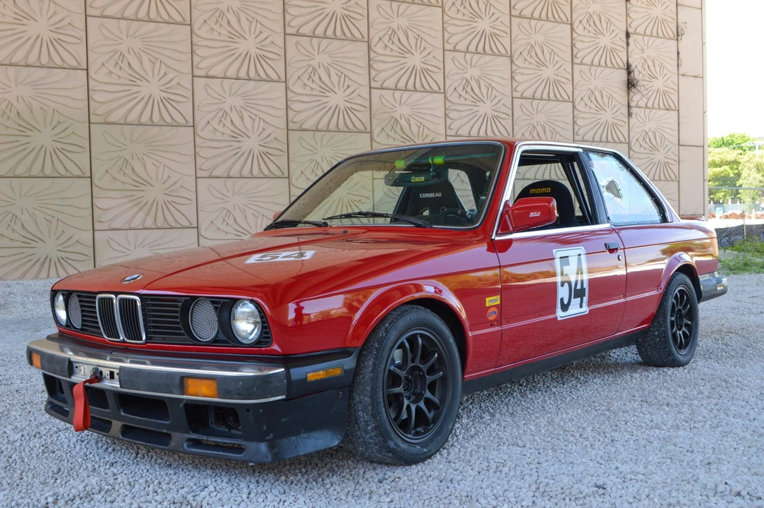 1987 BMW E30 3 Series - Image 2 of 31