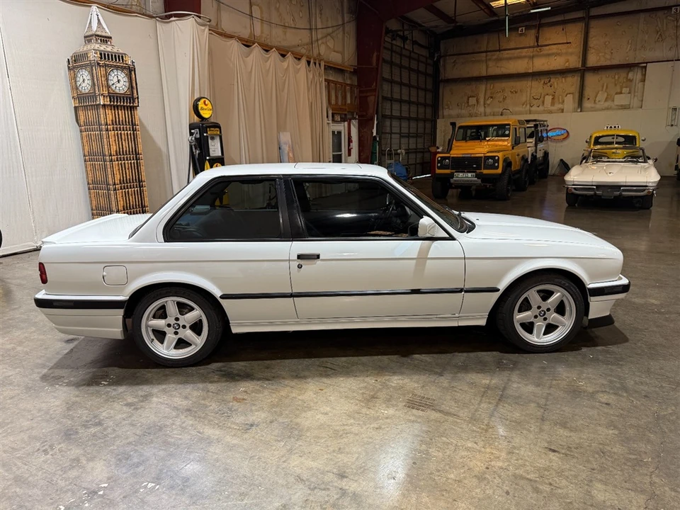 1987 BMW E30 3 Series - Image 30 of 31