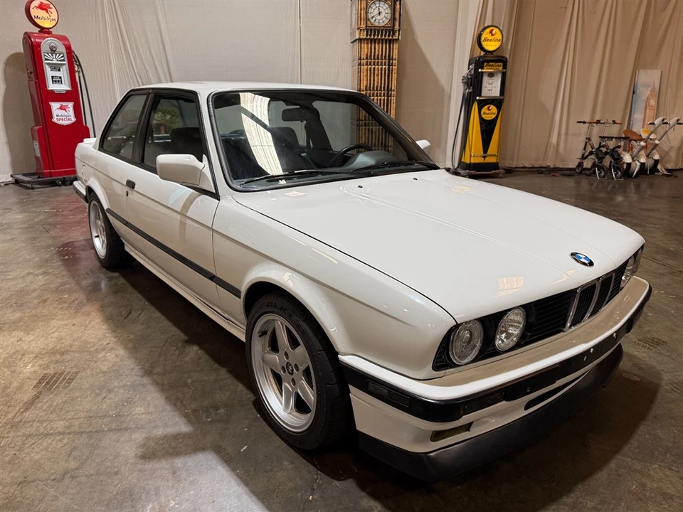 1987 BMW E30 3 Series - Image 6 of 31