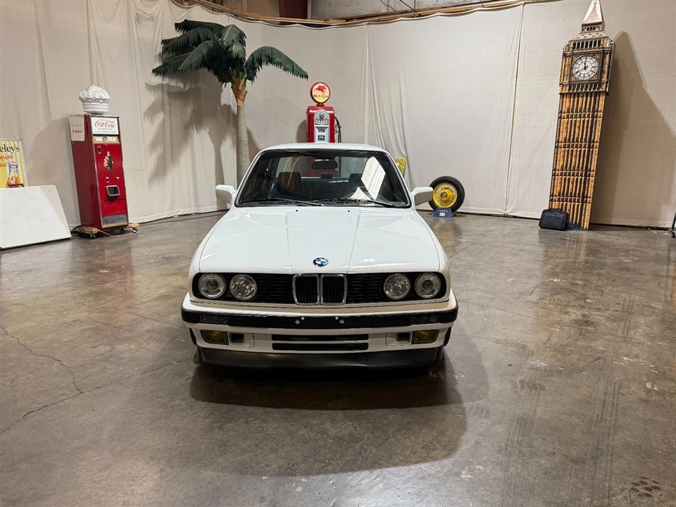 1987 BMW E30 3 Series - Image 8 of 31