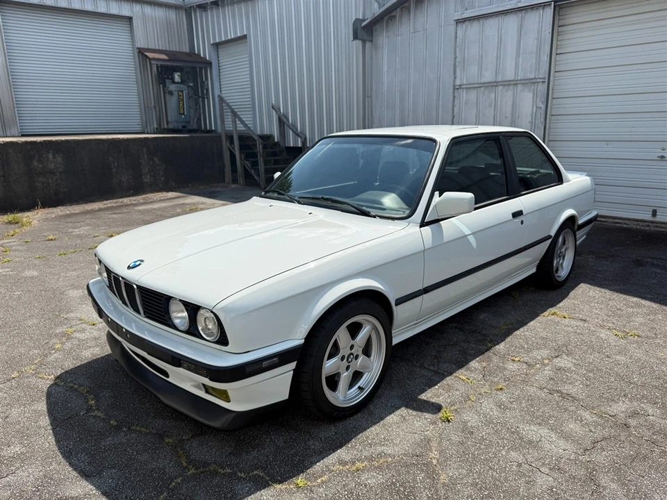 1987 BMW E30 3 Series - Image 2 of 31