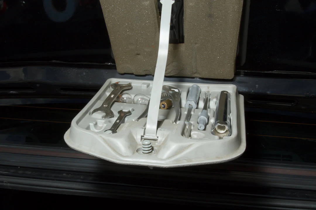 1987 BMW E30 3 Series - Image 30 of 31
