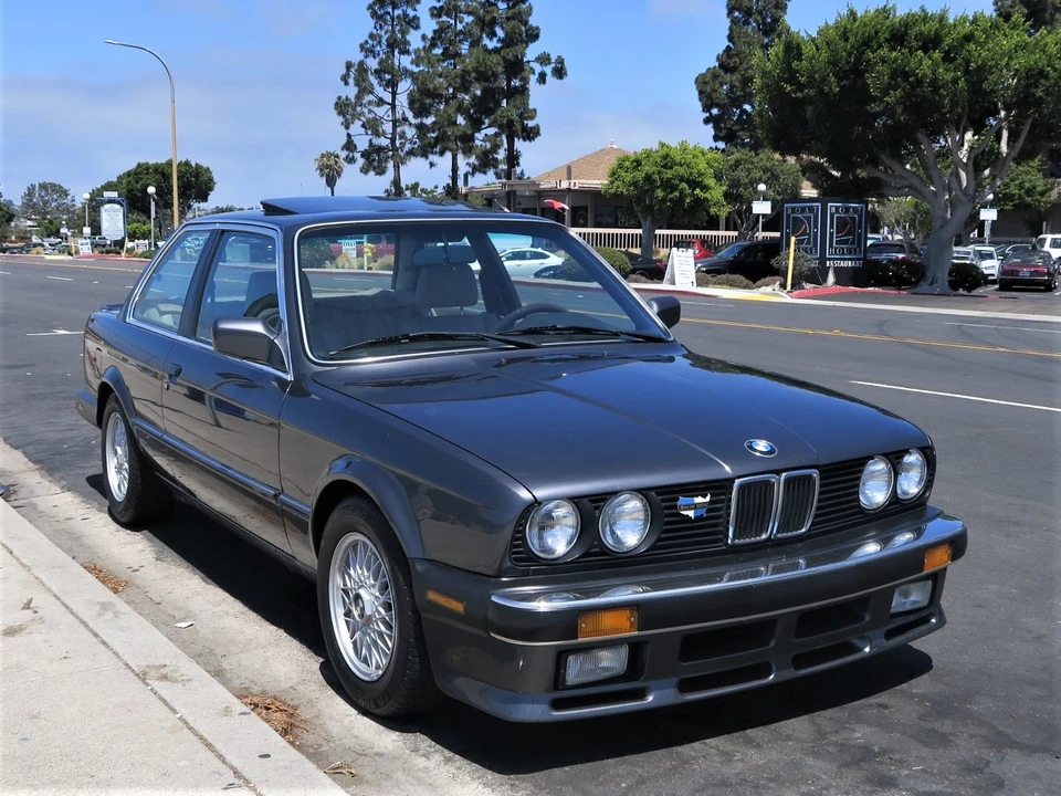 1987 BMW E30 3 Series - Image 4 of 31