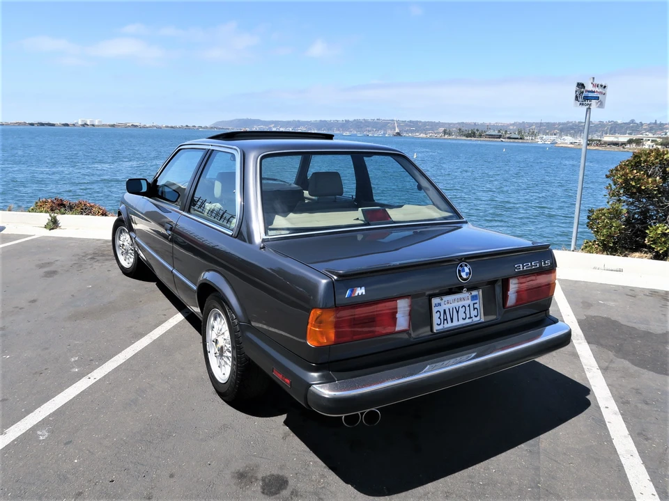 1987 BMW E30 3 Series - Image 8 of 31