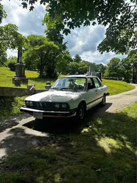 1987 BMW 5 Series Sedan