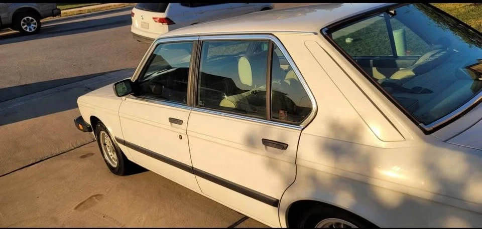 1987 BMW E28 5 Series - Image 3 of 8