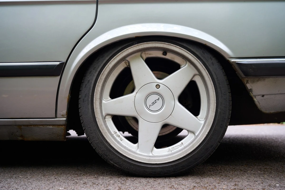 1987 BMW E28 5 Series - Image 5 of 30