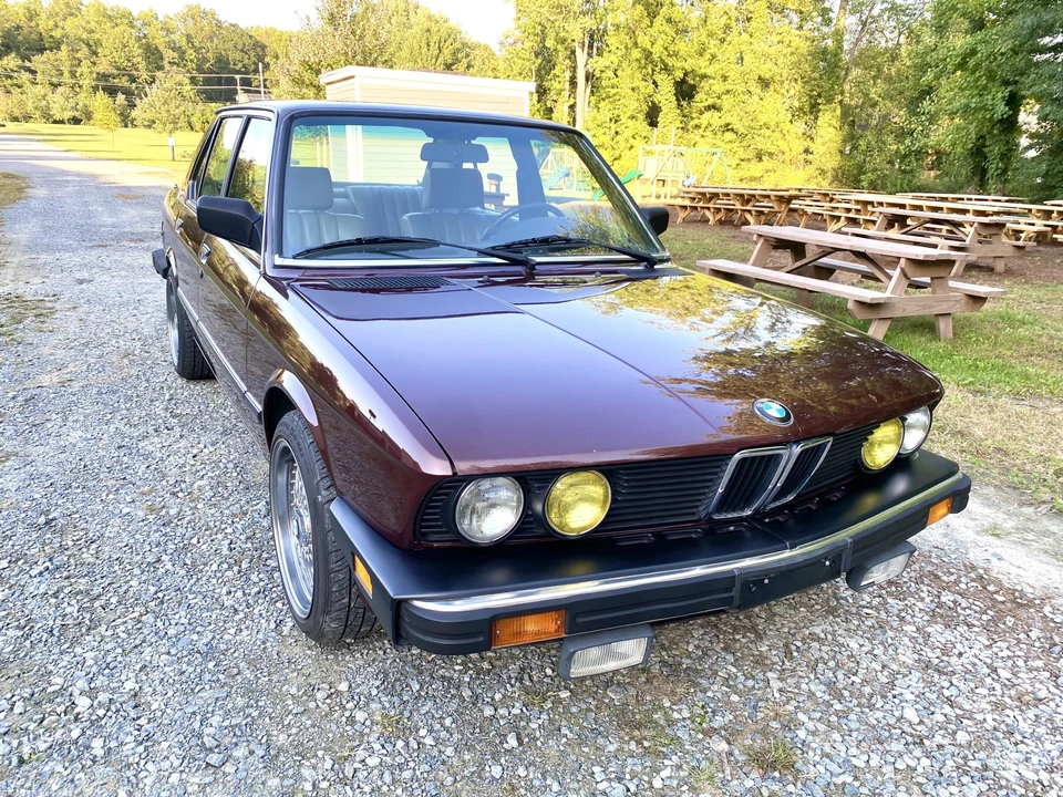 1987 BMW E28 5 Series - Image 10 of 31
