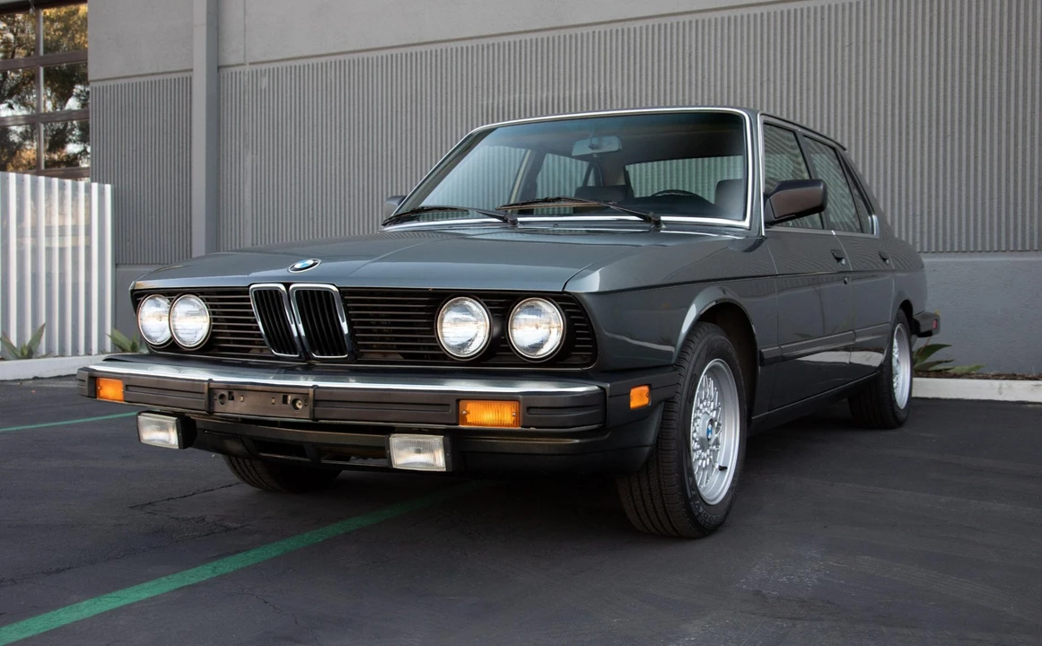 1987 BMW E28 5 Series - Image 2 of 31