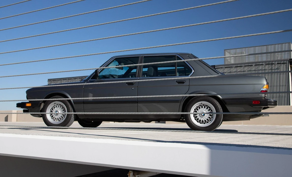 1987 BMW E28 5 Series - Image 9 of 31