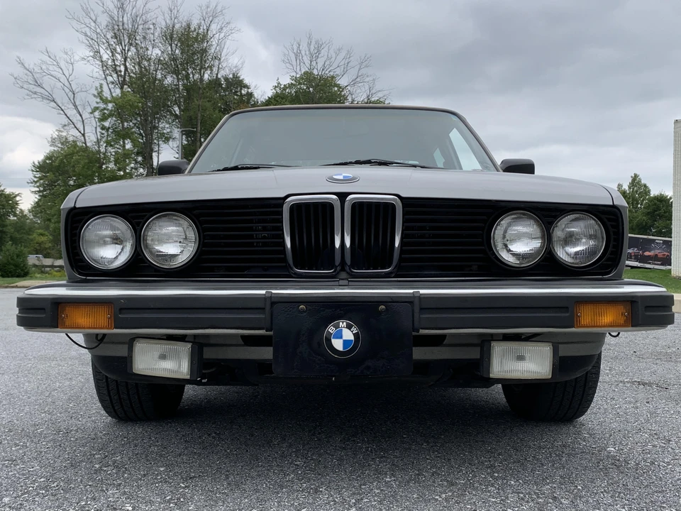 1987 BMW E28 5 Series - Image 2 of 12