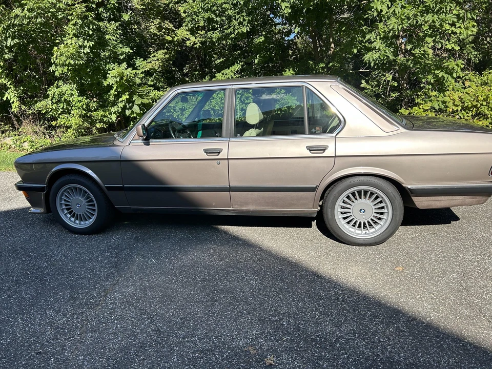 1987 BMW E28 5 Series - Image 23 of 31